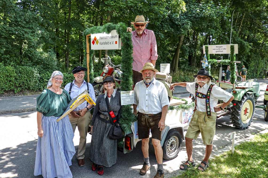 Gruppenbild mit Buldog